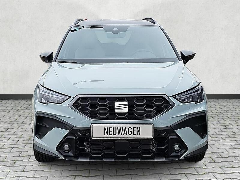 Neu Seat Arona FR 150 PS (110 kW) 2026 Grün SUV