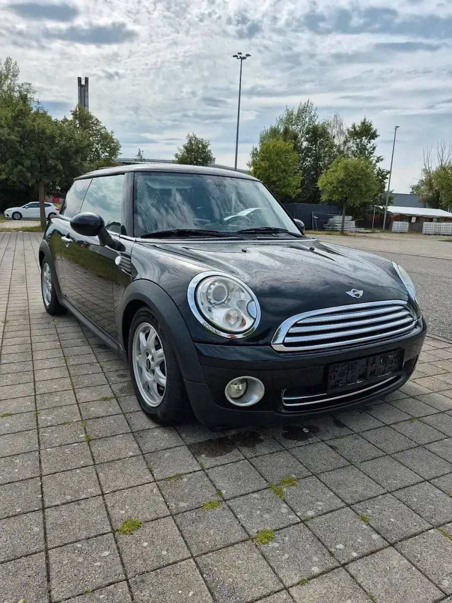 Gebraucht Mini Cooper 120 PS (88 kW) 2009 Schwarz Kleinwagen