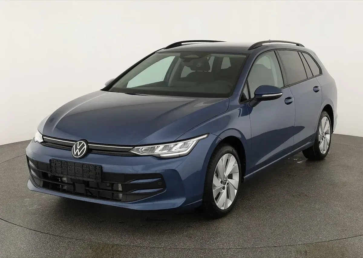 Gebraucht VW Golf VIII Life 150 PS (110 kW) 2026 Kombi