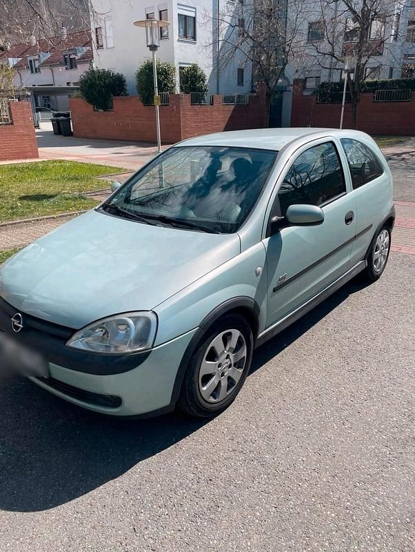 Grün Gebraucht 2002 Opel Corsa Kleinwagen | 800 € (Guter Preis) - Bild 1/4