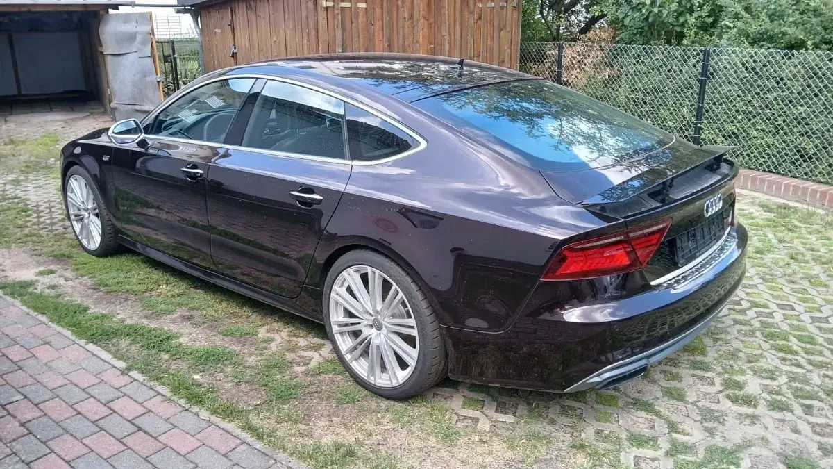 Gebraucht Audi A7 Sportback S-Line 320 PS (235 kW) 2014 Violet Kleinwagen
