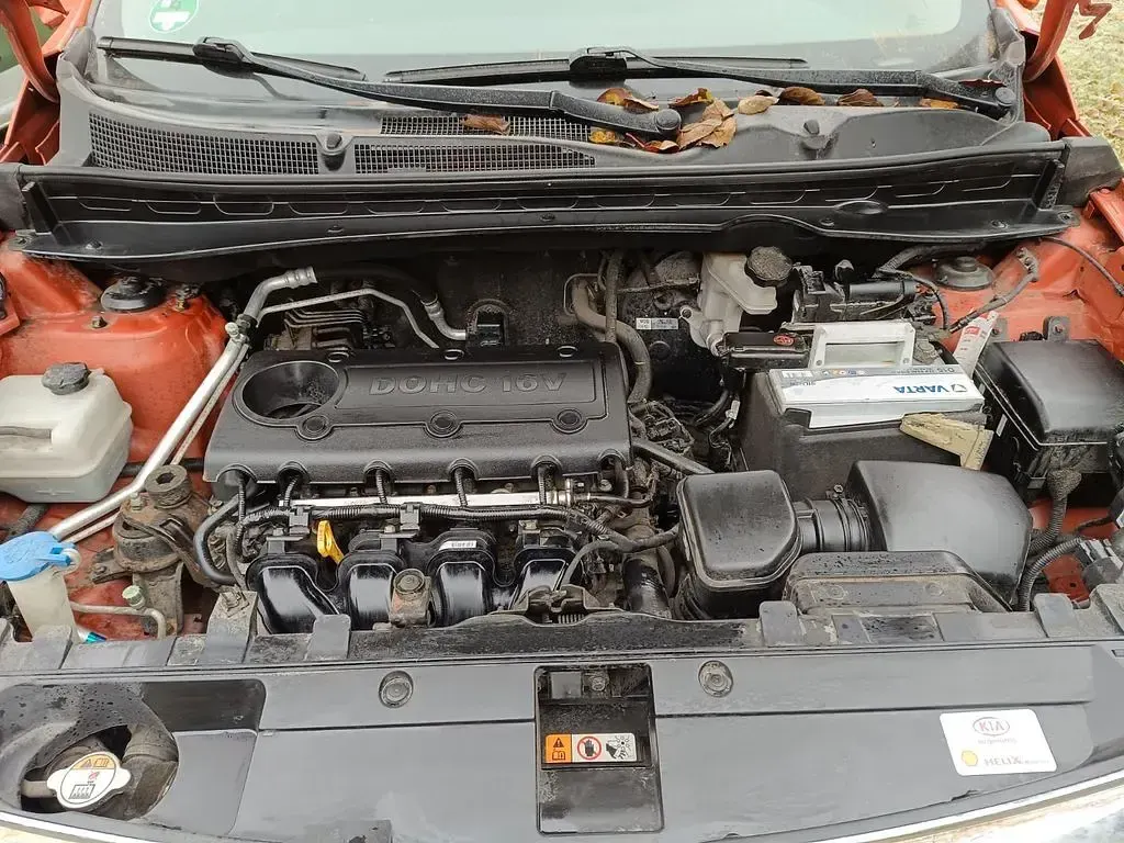 Gebraucht Kia Sportage Vision 163 PS (119 kW) 2012 Orange SUV