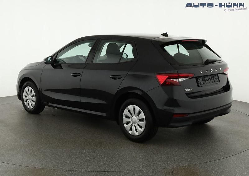 Neu Skoda Fabia Selection 95 PS (69 kW) 2026 Black magic perleffekt Limousine