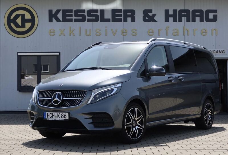 Lackfarbe selenitgrau mb7992 Gebraucht 2021 Mercedes V300 Van / Kleinbus | 59.999 € (Etwas zu teuer) - Bild 1/4