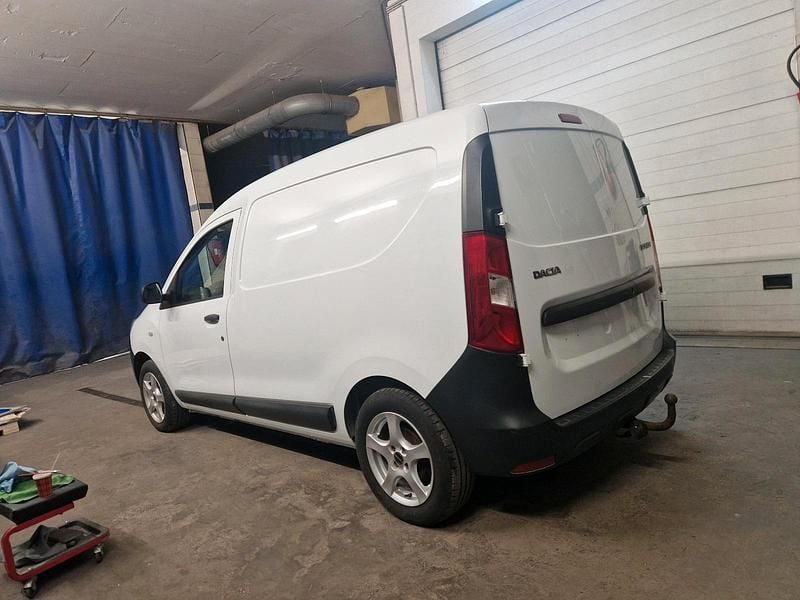 Gebraucht Dacia Dokker 75 PS (55 kW) 2013 Weiß Van / Kleinbus