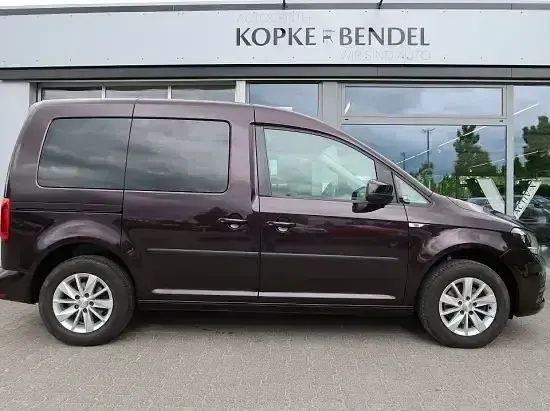 Gebraucht VW Caddy Trendline 102 PS (75 kW) 2019 Violet Van / Kleinbus