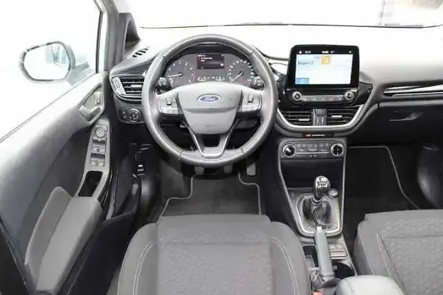 Gebraucht Ford Fiesta Titanium 125 PS (91 kW) 2022 Polarsilbermetallic Kleinwagen