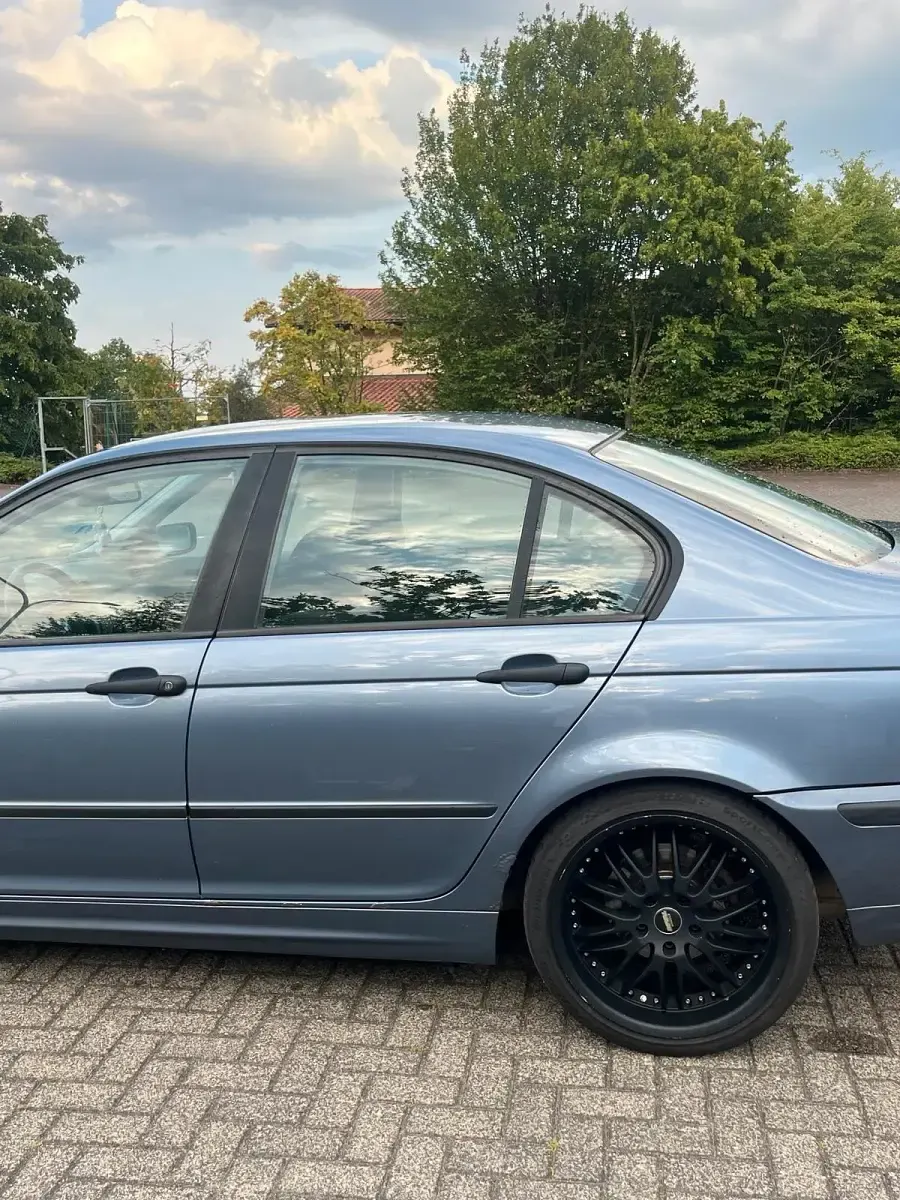 Gebraucht BMW 316 105 PS (77 kW) 2001 Blau Limousine