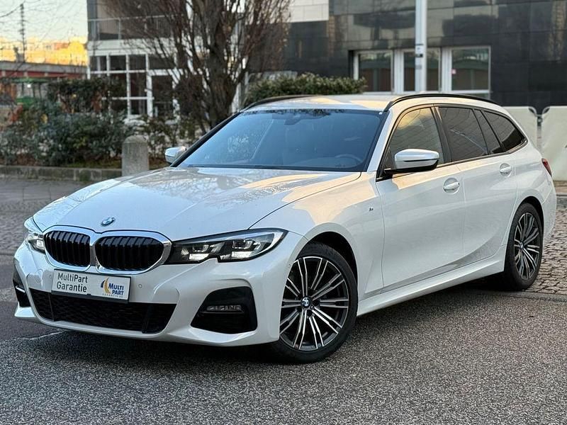 Gebraucht BMW 320 M Sport 190 PS (139 kW) 2020 Mineralweiss Kombi