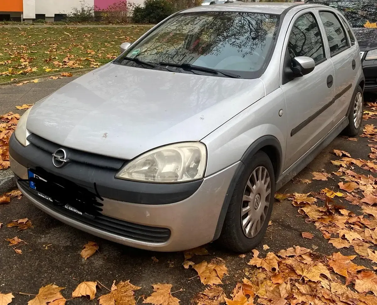 Gebraucht Opel Corsa 75 PS (55 kW) 2002 Silber Kleinwagen