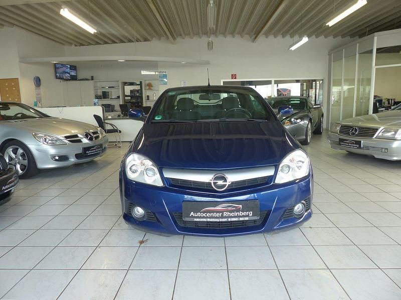 Gebraucht Opel Tigra Enjoy 90 PS (66 kW) 2004 Ultrablau mi2 Cabrio