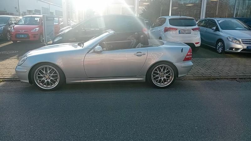 Gebraucht Mercedes SLK200 163 PS (119 kW) 2000 Silber Cabrio