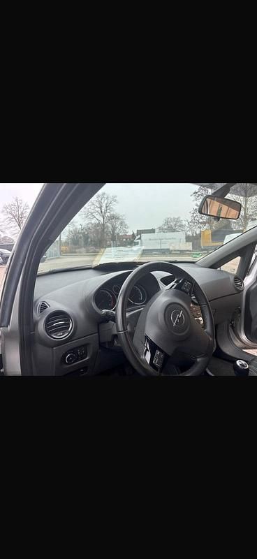 Gebraucht Opel Corsa 70 PS (51 kW) 2010 Grau Kleinwagen