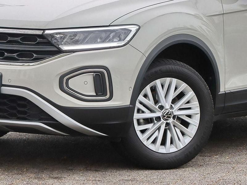 Second-hand VW T-Roc Life 110 CP (80 kW) 2023 Gri SUV