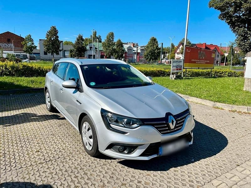 Silber Gebraucht 2017 Renault Mégane IV Kombi | 9.800 € (Etwas zu teuer) - Bild 1/4