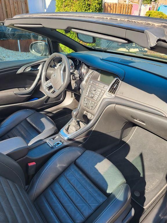 Gebraucht Opel Cascada Edition 200 PS (147 kW) 2014 Schwarz Cabrio