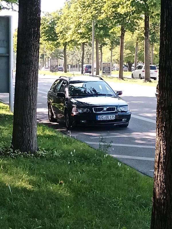 Gebraucht Volvo V40 163 PS (119 kW) 2004 Schwarz Kombi