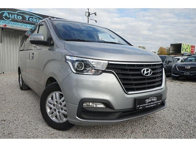 Grau Gebraucht 2018 Hyundai H-1 Trend Van | 25.950 € (Etwas zu teuer) - Bild 1/3