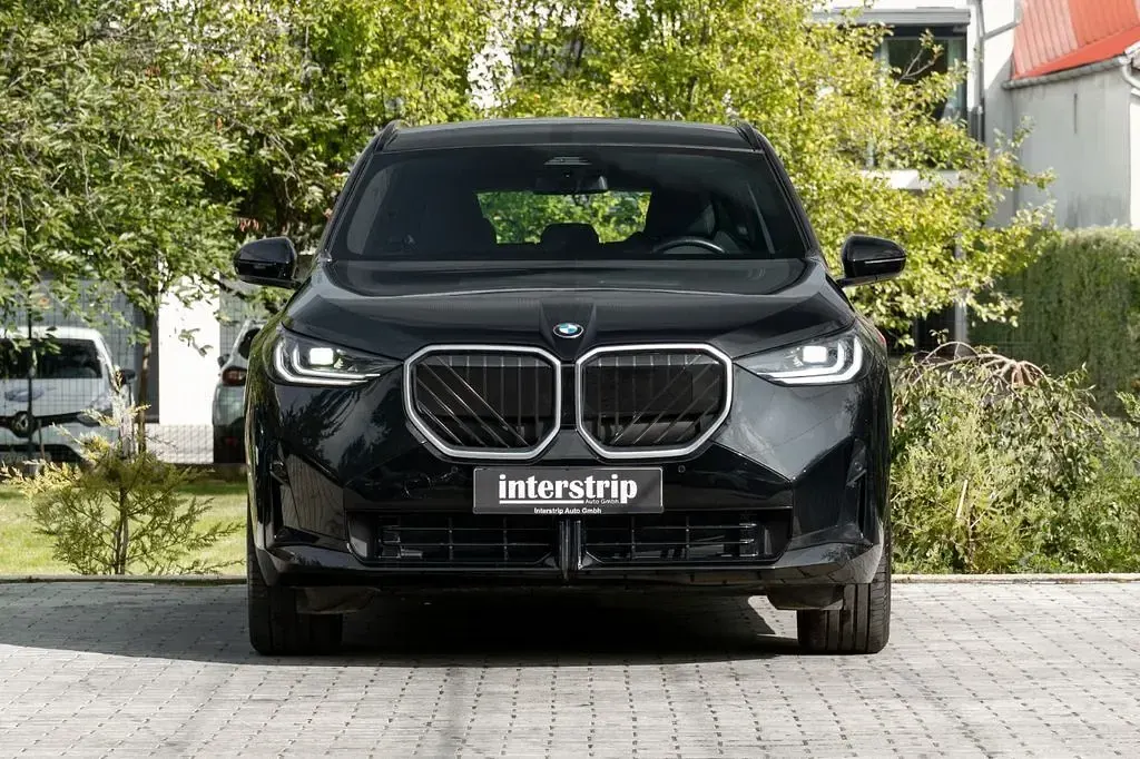 Gebraucht BMW X3 M Sport 197 PS (144 kW) 2026 Schwarz SUV