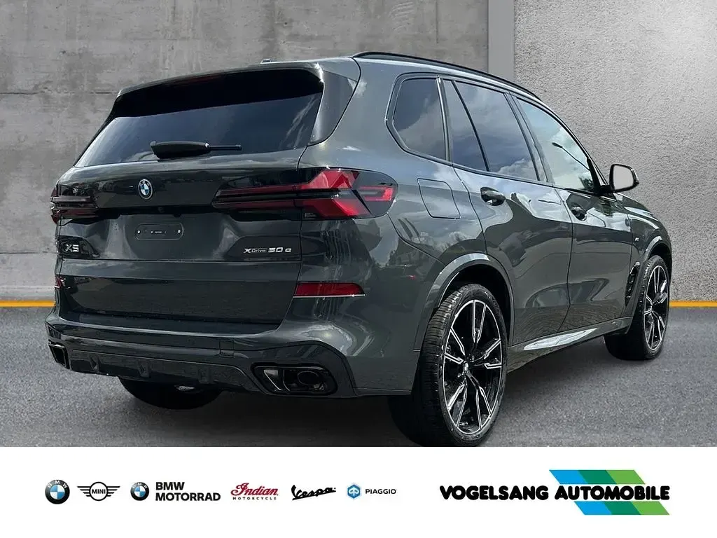 Neu BMW X5 M Sport 489 PS (359 kW) 2026 Grau SUV