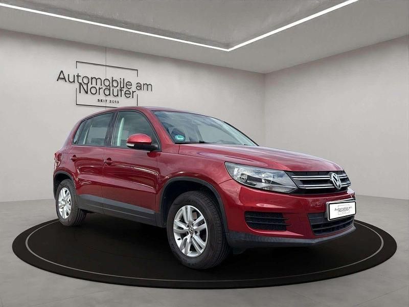 Gebraucht VW Tiguan 160 PS (117 kW) 2012 Wild cherry red metallic SUV