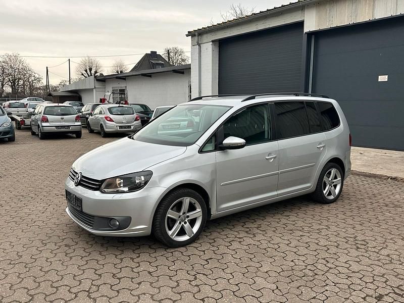 Gebraucht VW Touran Comfortline 105 PS (77 kW) 2012 Grau Van / Kleinbus