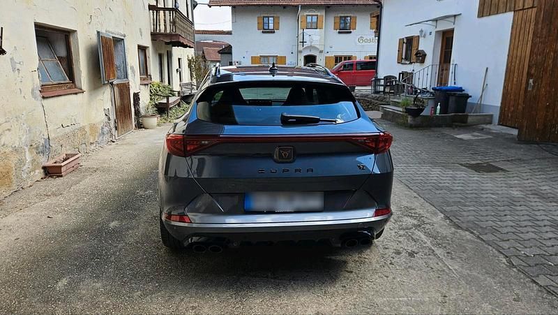Gebraucht Cupra Formentor VZ 310 PS (228 kW) 2022 Grau SUV