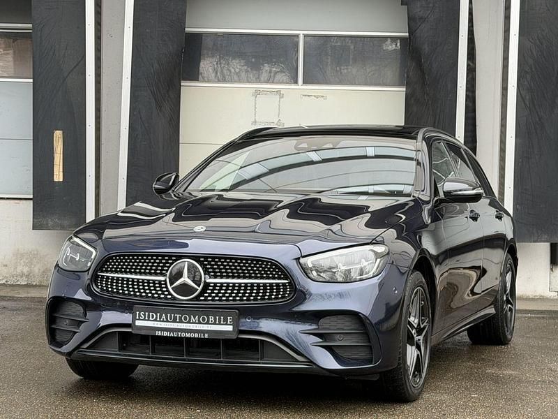 Gebraucht Mercedes E300 AMG 194 PS (142 kW) 2022 Blau Limousine