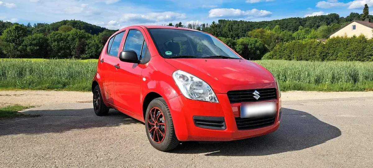 Gebraucht Suzuki Splash 65 PS (47 kW) 2009 Rot Kleinwagen
