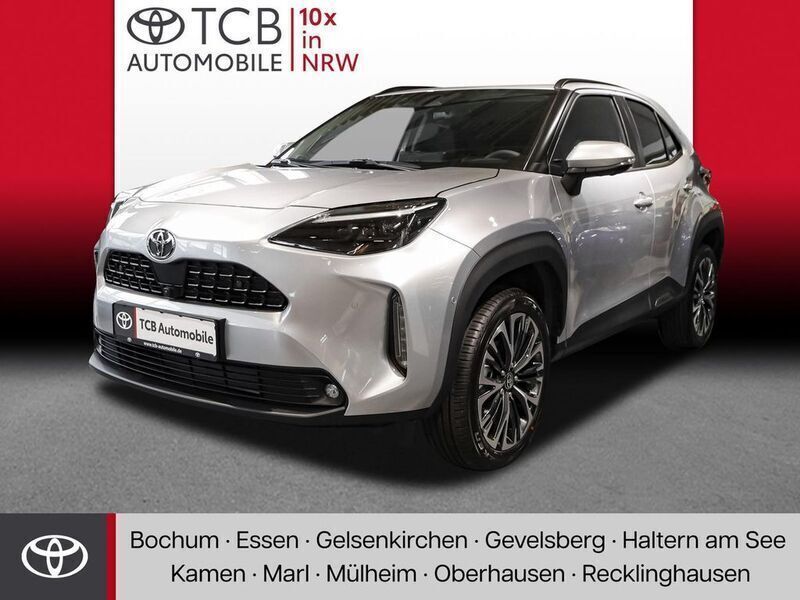 Silber Neu 2025 Toyota Yaris Cross Style SUV | 34.189 € (Teuer) - Bild 1/4