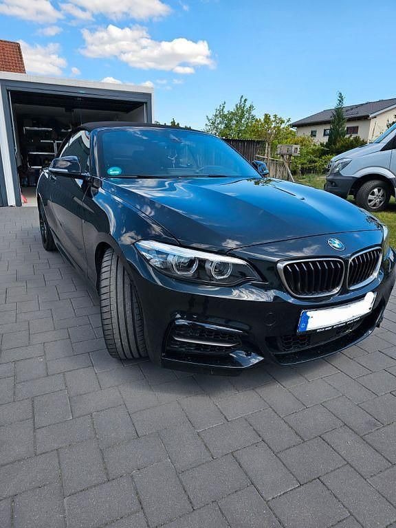 Schwarz Gebraucht 2020 BMW M240 M Sport Cabrio | 31.990 € (Etwas zu teuer) - Bild 1/4