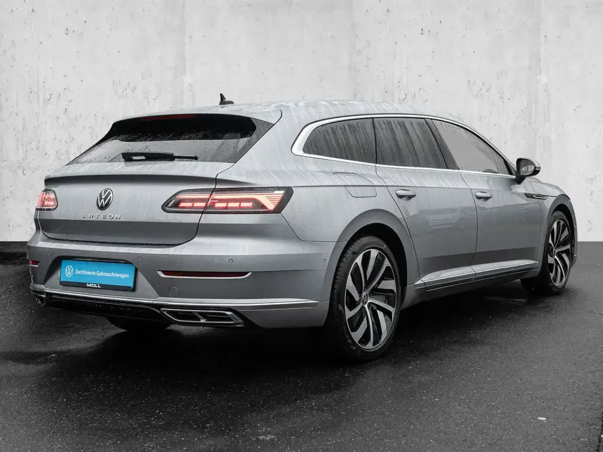 Gebraucht VW Arteon R-line 150 PS (110 kW) 2022 Pyritsilber (metallic) Kombi