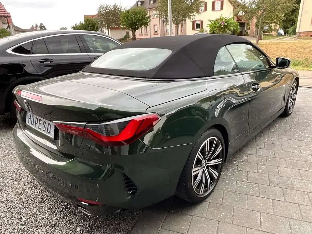 Gebraucht BMW 420 Cabriolet 190 PS (139 kW) 2024 Sanremo green metallic Cabrio