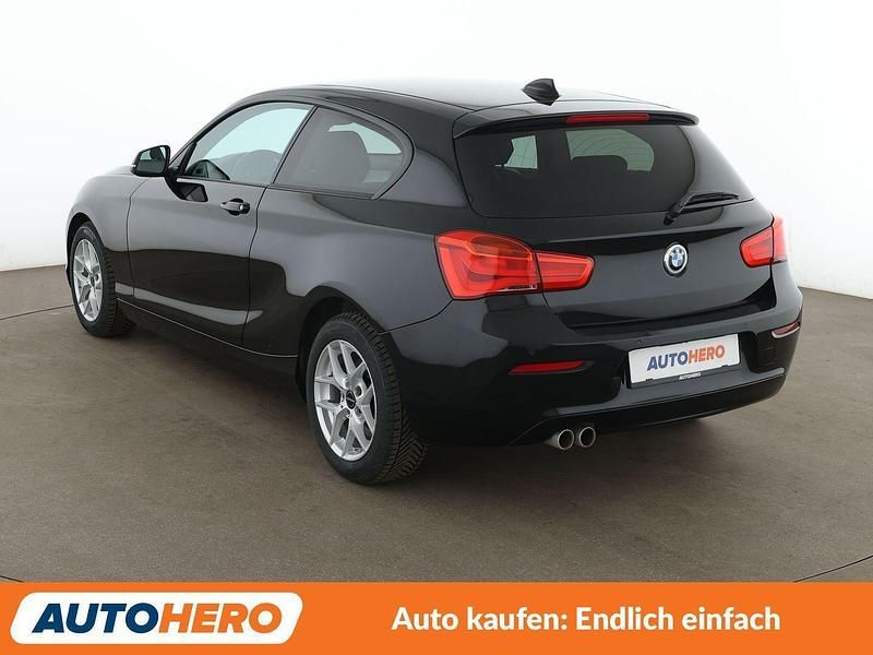 Second-hand BMW 120 Advantage 190 CP (139 kW) 2017 Negru Hatchback