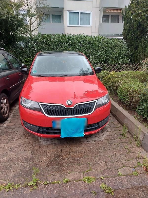 Gebraucht Skoda Rapid 122 PS (89 kW) 2014 Rot Kleinwagen
