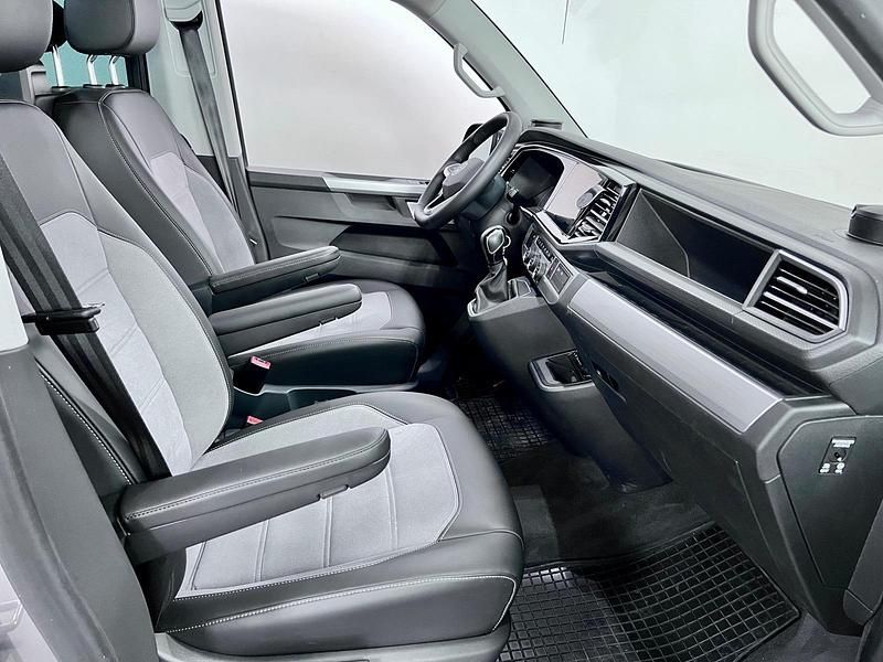 Gebraucht VW T6.1 150 PS (110 kW) 2021 Grau Van