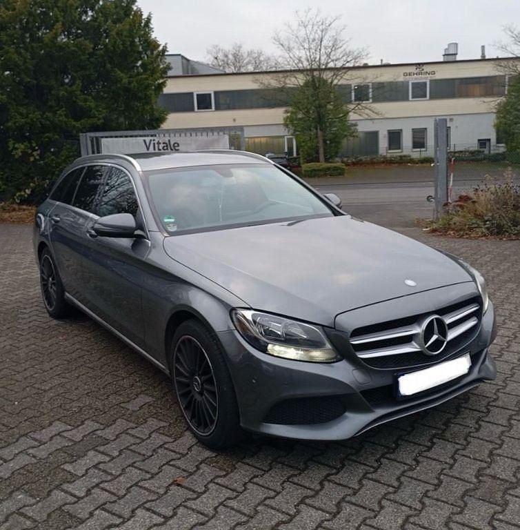 Second-hand Mercedes C180 156 CP (114 kW) 2016 Gri Break