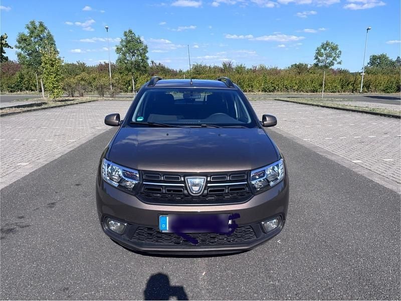 Braun Gebraucht 2020 Dacia Logan MCV Comfort Kombi | 6.800 € (Guter Preis) - Bild 1/4
