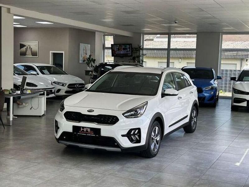 (swp) snow white pearl Gebraucht 2020 Kia Niro Vision SUV | 19.499 € (Fairer Preis) - Bild 1/4