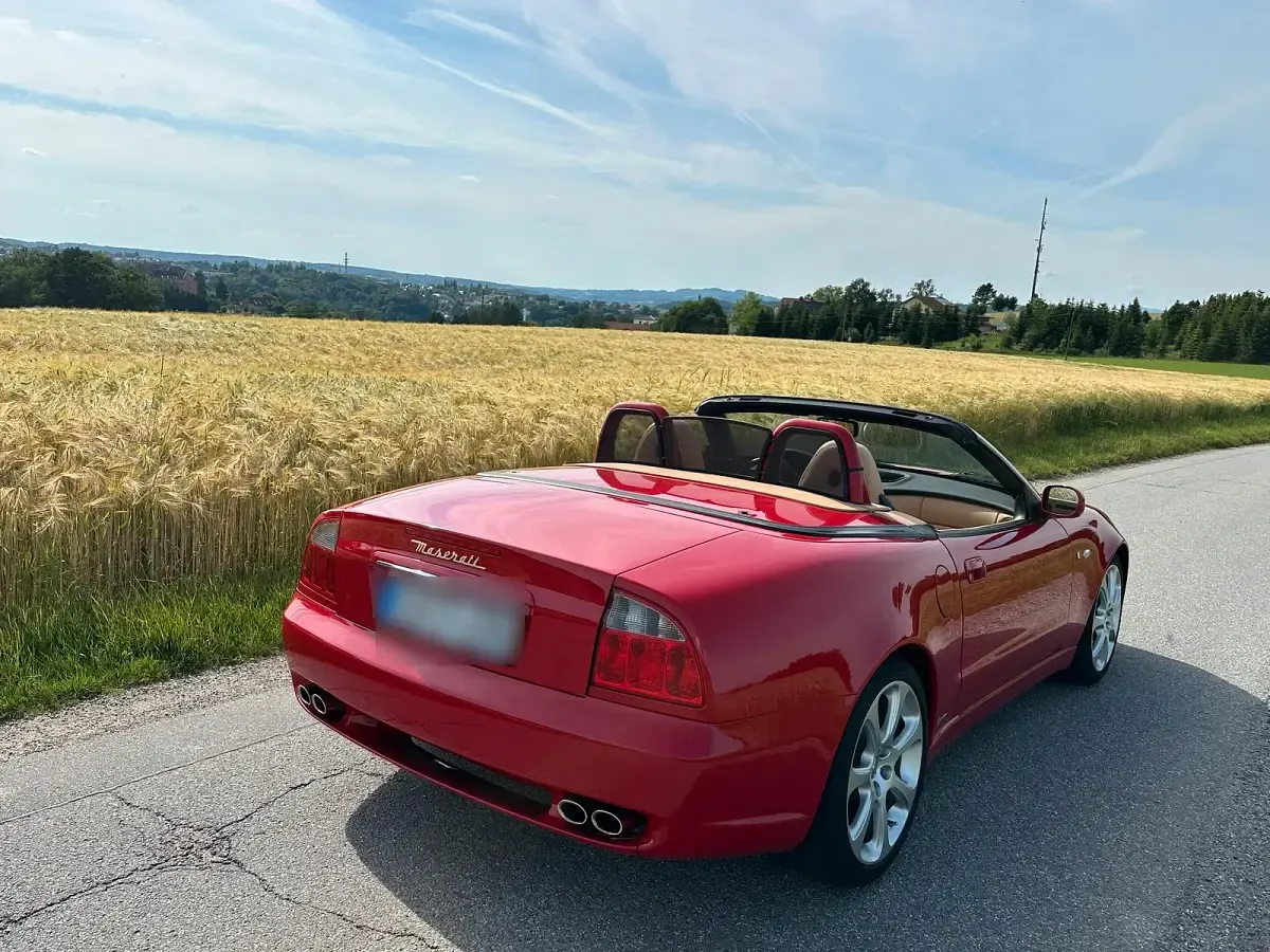 Gebraucht Maserati 4200 GT 390 PS (286 kW) 2004 Rot Cabrio