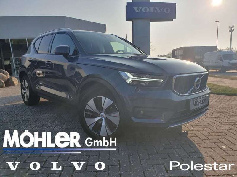 Blau Gebraucht 2022 Volvo XC40 Momentum SUV | 28.850 € (Fairer Preis) - Bild 1/4