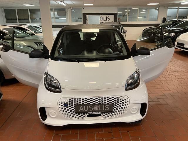Gebraucht Smart ForTwo Electric Drive 60 kW (82 PS) 2022 Kristallweiss Coupé