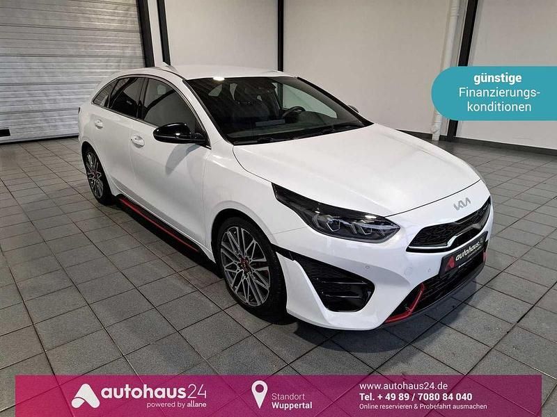 Gebraucht Kia ProCeed GT 204 PS (150 kW) 2022 Weiß Kleinwagen