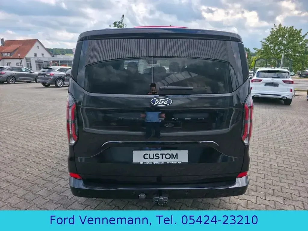 Neu Ford Tourneo Titanium X 170 PS (125 kW) 2025 Schwarz Van / Kleinbus
