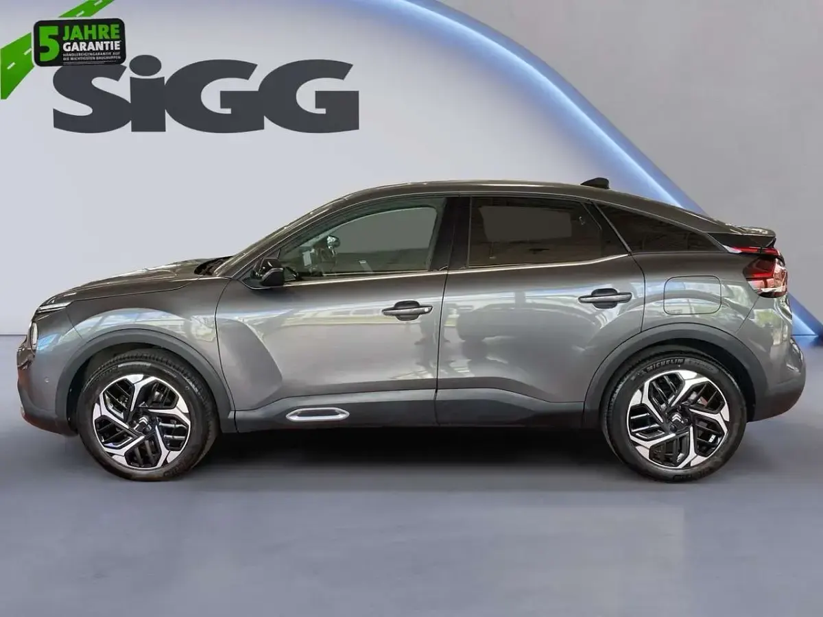 Gebraucht Citroën C4 PureTech 131 PS (96 kW) 2024 Grau SUV