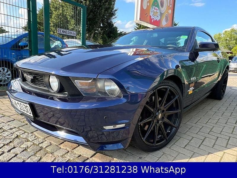 Blau Gebraucht 2011 Ford Mustang GT Coupé | 11.500 € - Bild 1/3