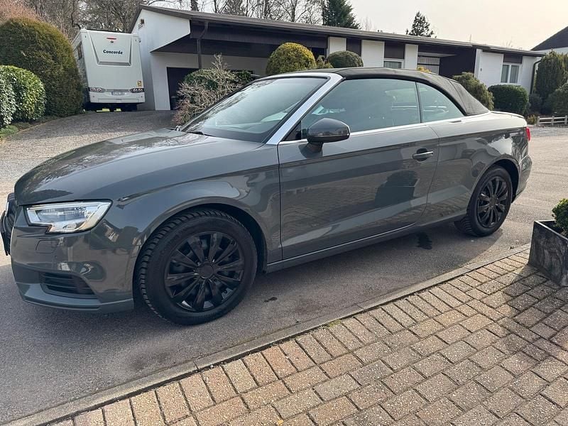 Gebraucht Audi A3 Cabriolet 150 PS (110 kW) 2017 Grau Cabrio