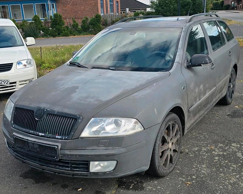 Silber Gebraucht 2008 Skoda Octavia Kombi | 950 € (Superpreis) - Bild 1/4