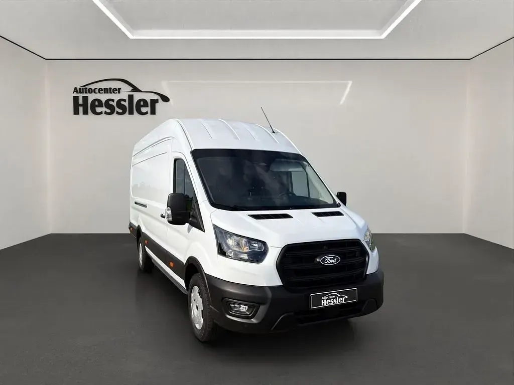 Gebraucht Ford Transit 131 PS (96 kW) 2024 Weiß Van