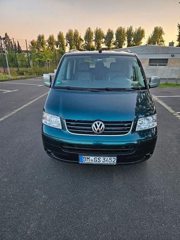 Grün Gebraucht 2007 VW T5 Van | 11.000 € (Guter Preis) - Bild 1/4